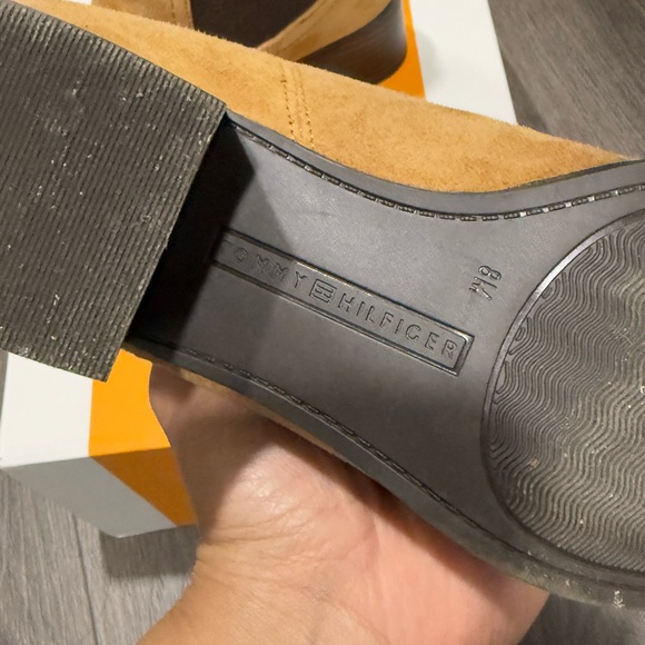 Tommy Hilfiger boots - Picture 8 of 8